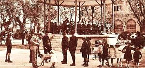 1475- Batna - Square2 de la Republique - Concert